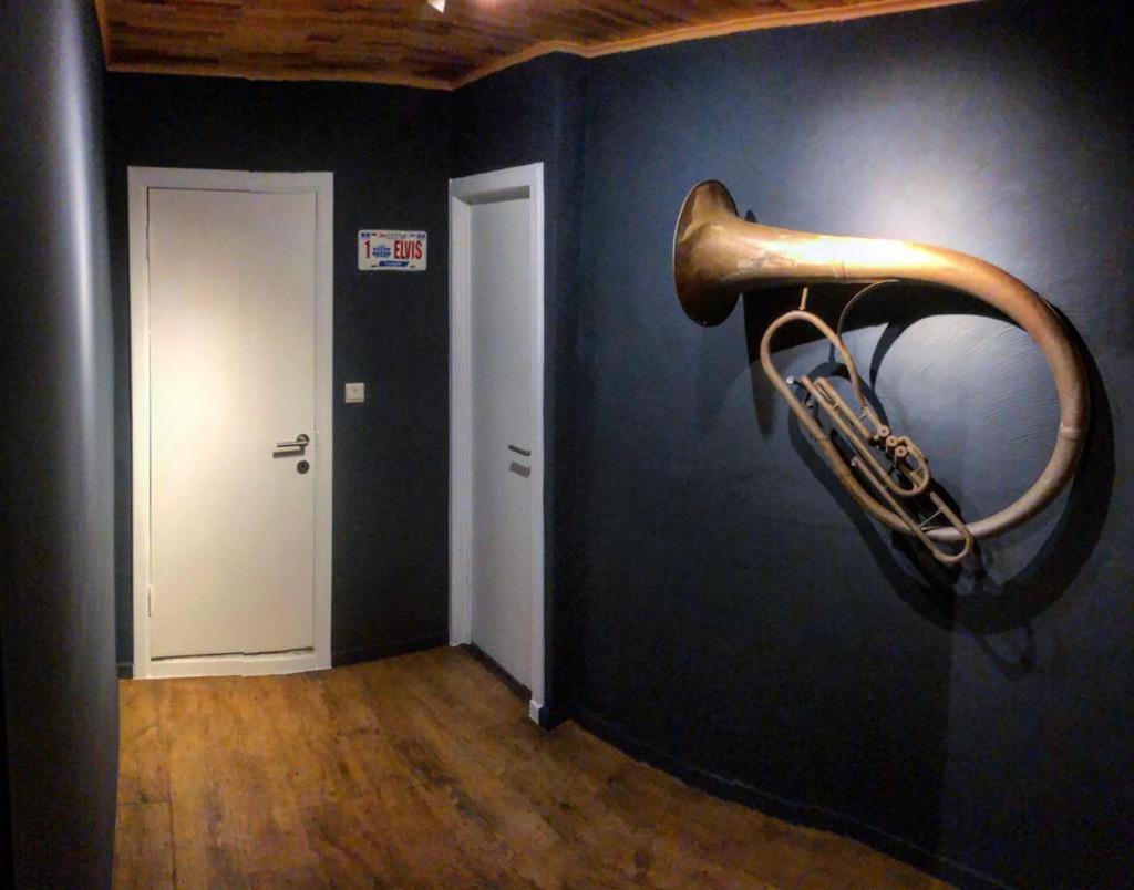 B&B Music City Wibrin Экстерьер фото