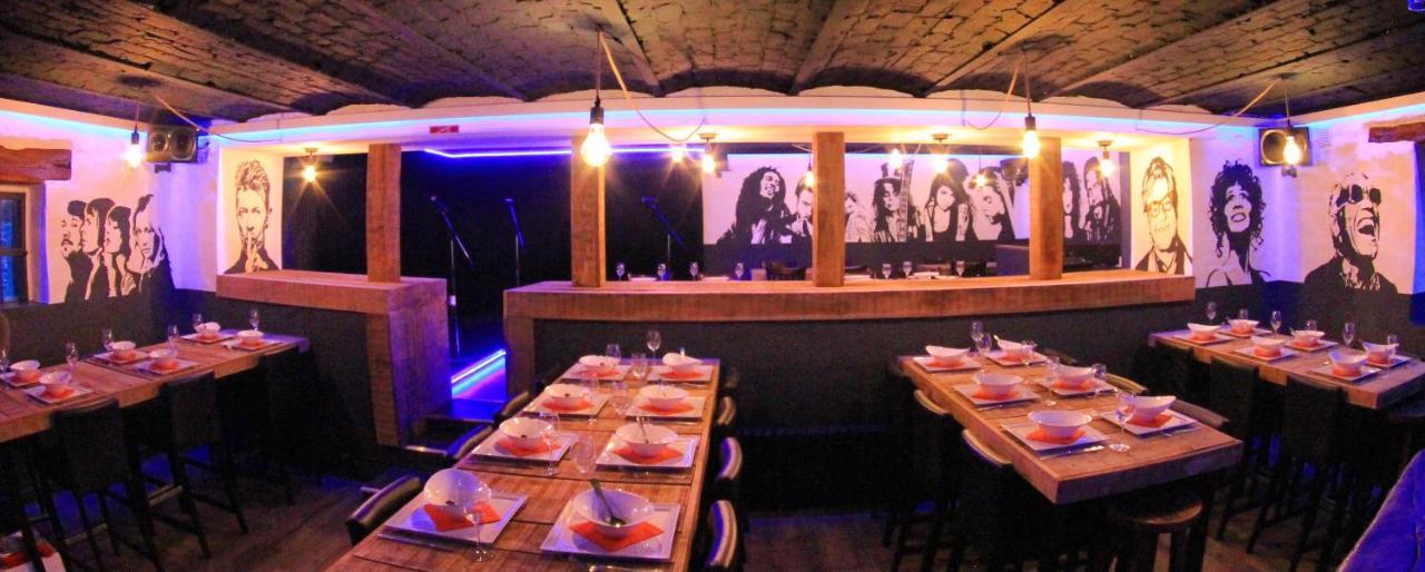 B&B Music City Wibrin Экстерьер фото